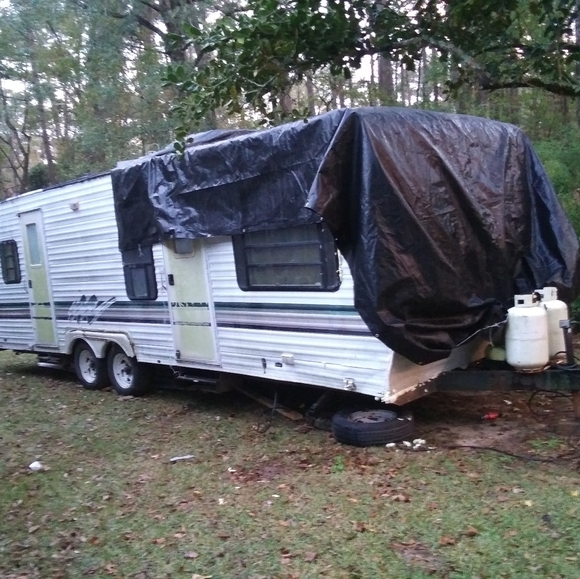 Camper located pineville la - Picture 1 of 16